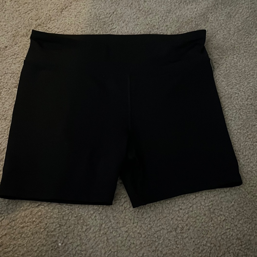 Old Navy Active girls biker shorts